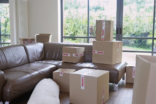 Furniture dismantling and safe transport during removals