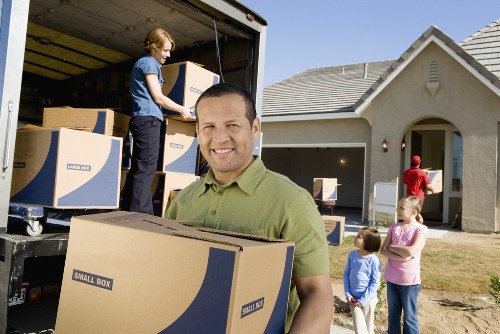 Storage and moving service support for Sutton removals